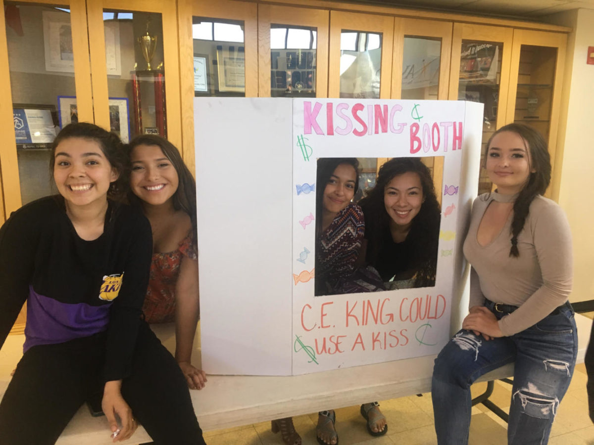 Kissing Booth Photo