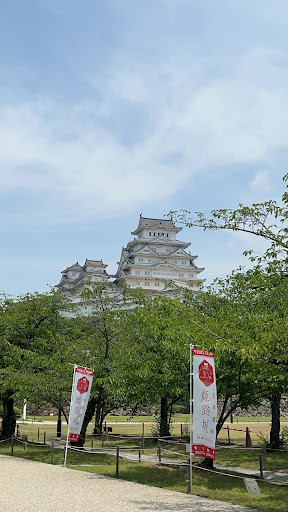This is a picture of Himeji Castle.